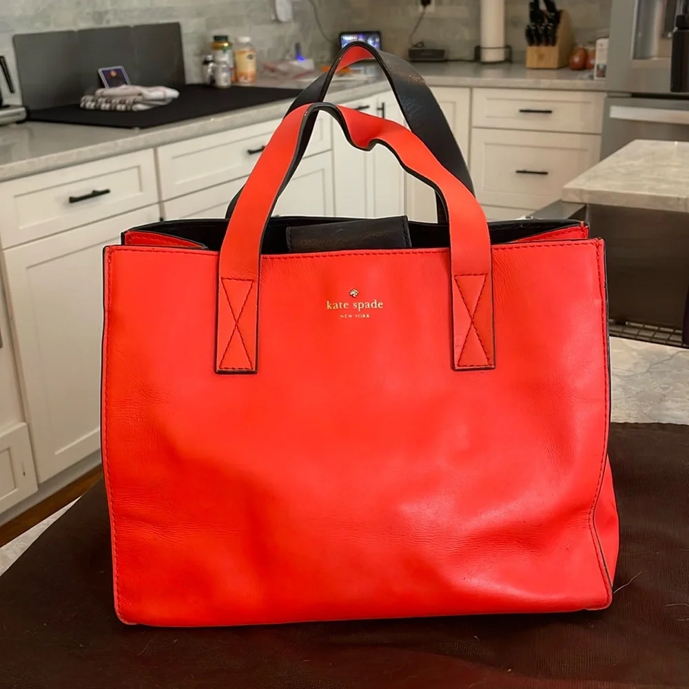 Kate Spade bright spot Avenue maraschino tote - Picture 1 of 10